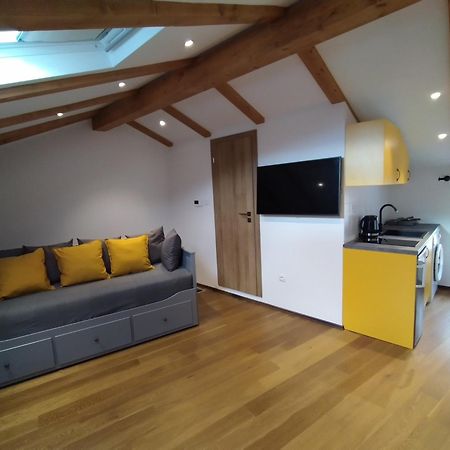 Luxury Apartment - Old Soul With A New Heart Cres Exteriér fotografie