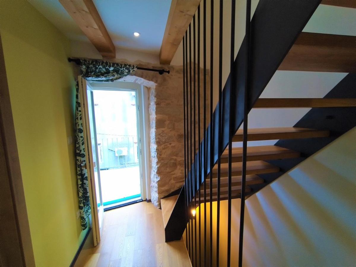Luxury Apartment - Old Soul With A New Heart Cres Exteriér fotografie